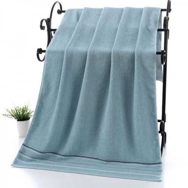 Bath towels are made of pure cotton for household use, which absorbs water and does not shed hair. They are thickened and soft for adult couples. Both men and women take baths, all made of cotton