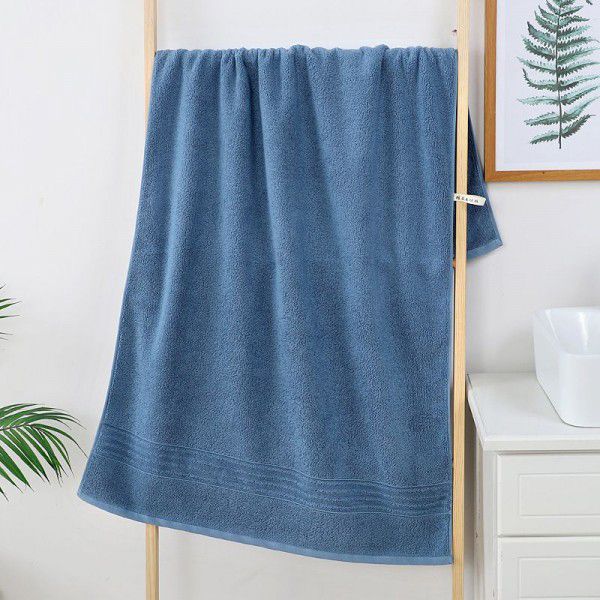 Soft and absorbent plain adult long staple cotton beach towel for infants and young children