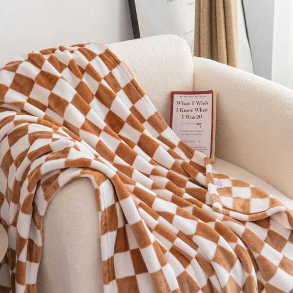Vintage chessboard plaid milk plush blanket, winter thickened leisure sofa, air conditioning cover blanket, blanket