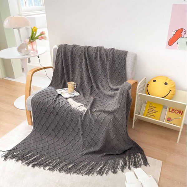 Knitted tassels with blankets, hotel bed flags, bed tails, towel blankets, decorative sofa blankets, small covers, blankets, gray