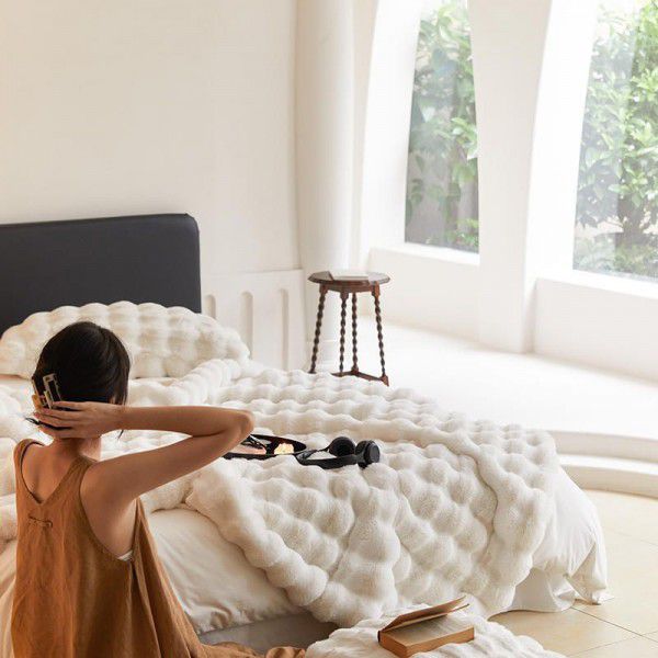 Short plush casual blanket, light luxury, high-end sofa blanket, soft and warm blanket, fur blanket