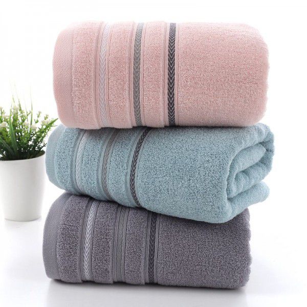 Bath towels are made of pure cotton for household use, which absorbs water and does not shed hair. They are thickened and soft for adult couples. Both men and women take baths, all made of cotton