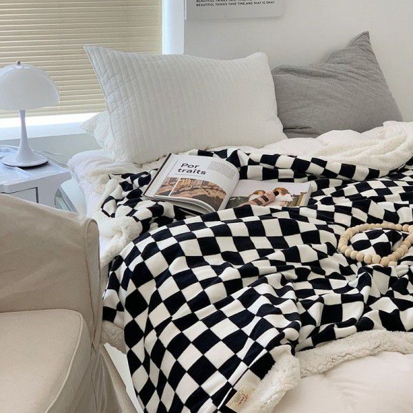 Soft Glutinous Lamb Plush Blanket Simple Checker Casual Cover Blanket Office Lunch Blanket Children's Small Blanket Thickened