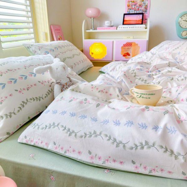 Small Fresh Pure Cotton Four Piece Set 100 Cotton Three Piece Set Student Dormitory Quilt Set Bed Sheet and Fitted Sheet
