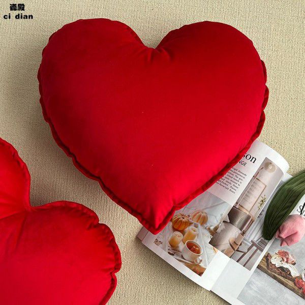 Joyful Red Heart shaped Love Pillow Wedding Sofa Bedroom with Girl Heart Cushion Wedding Creative Gift