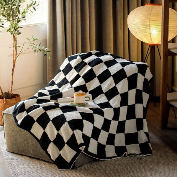 Black and white checkerboard blanket, sofa blanket, half edge velvet cover blanket, light luxury nap blanket, bed end towel, thick