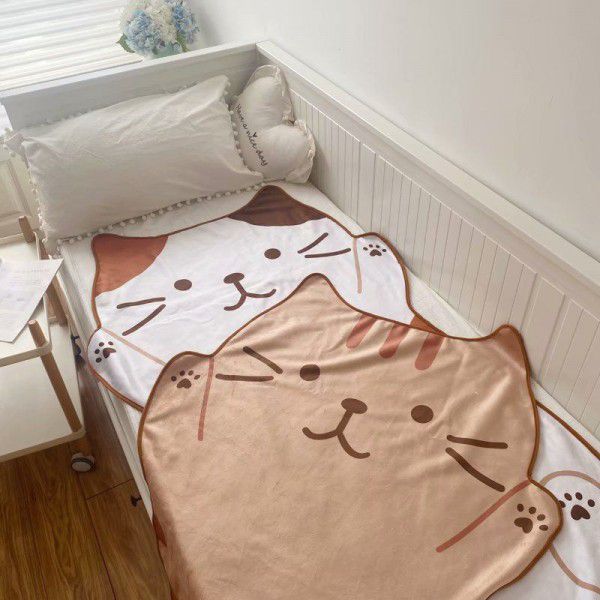 Cartoon cute cat flannel blanket children's blanket office nap blanket student dormitory air conditioning blanket