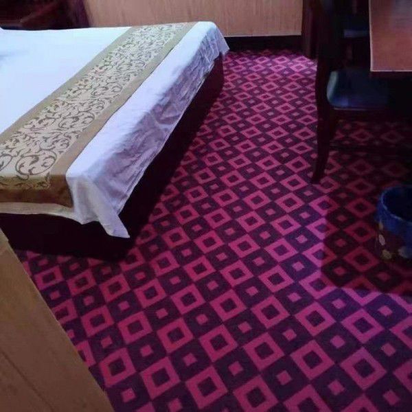 Carpet bedroom room layout