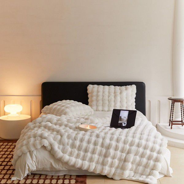 Tuscany imitation rabbit hair short plush casual blanket, light luxury, high-end sofa blanket, soft and warm blanket, bedroom