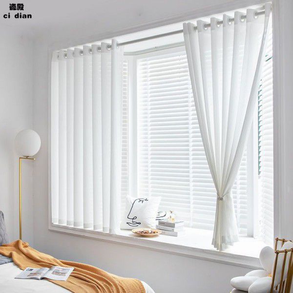 A complete set of mesh red blinds, gauze curtains, floating windows, balcony gauze, living room white gauze, dreamy installation without punching curtains, telescopic rods
