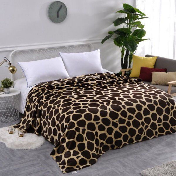 Flannel blanket, coral blanket, bed sheet, yoga cover blanket, French velvet gift, air conditioning blanket