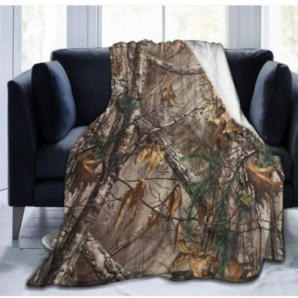 Creative Autumn and Winter Warm Sofa Cover Blanket Printed Double sided Flannel Air Conditioning Blanket