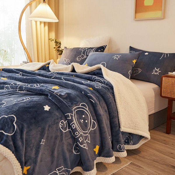 Double layered blanket, thickened winter children's nap cover blanket, coral velvet insulation, flange velvet blanket