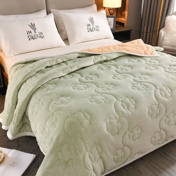 Blanket with three layers of thickened autumn and winter insulation blanket, flannel coral blanket