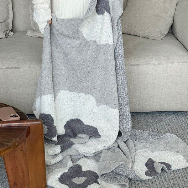 Cute flower half velvet knitting multi-functional blanket ins Nordic soft blanket Office nap blanket 